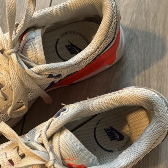 Nike Air Max - Picture 3 of 6